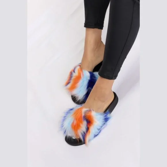 Plush Open-Toe Lounge Sandals (New) - Picture 4 of 7